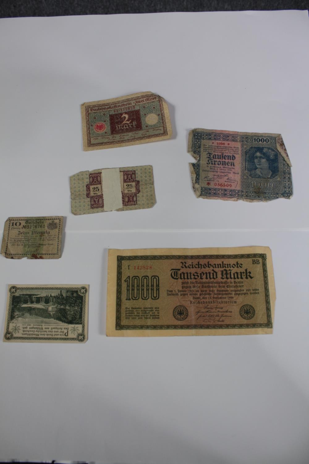 Roughly 257 Weimar Republic treasury notes issued 1923. The hyperinflation notes. Includes a - Image 5 of 6