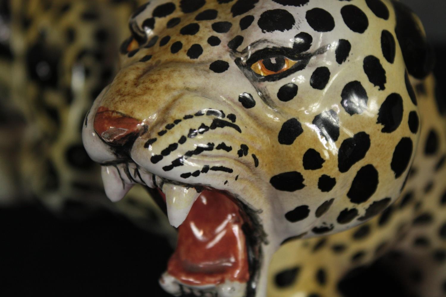 A hand painted ceramic Leopard. 'Made in Italy'. L.45cm. - Image 4 of 6