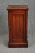 Pot cupboard, late 19th century walnut. H.73 W.37 D.33cm.