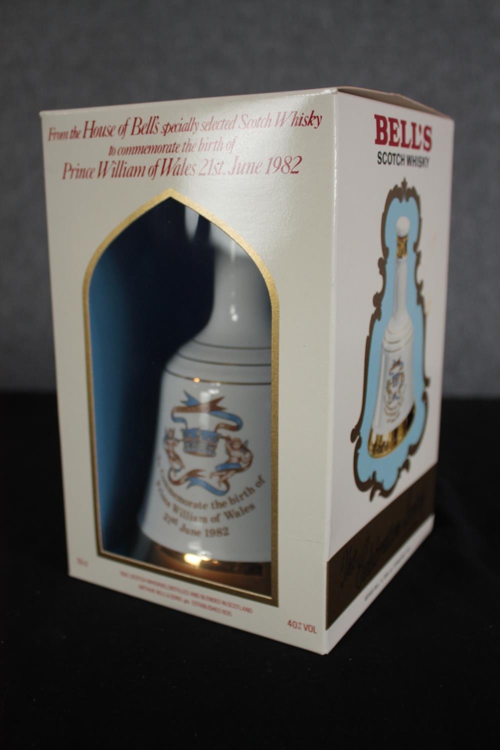 Bell's Whisky. An open box of nine unopened presentation decanter bottles. Special edition, issued - Image 4 of 5