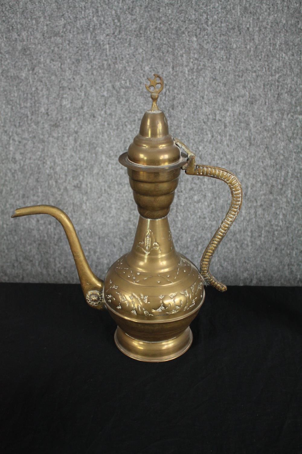 A brass teapot and coffee grinder. Probably Turkish. Also, a carved box containing necklaces. H. - Image 2 of 6