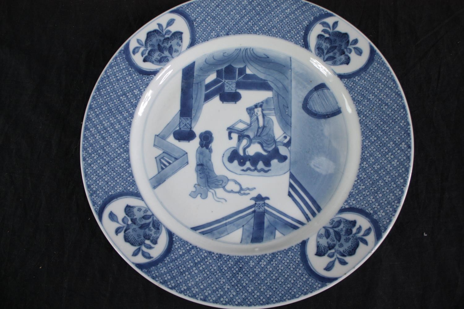 A pair of Qing dynasty Chinese blue and white china plates. Featuring a court scene withing a - Image 3 of 5