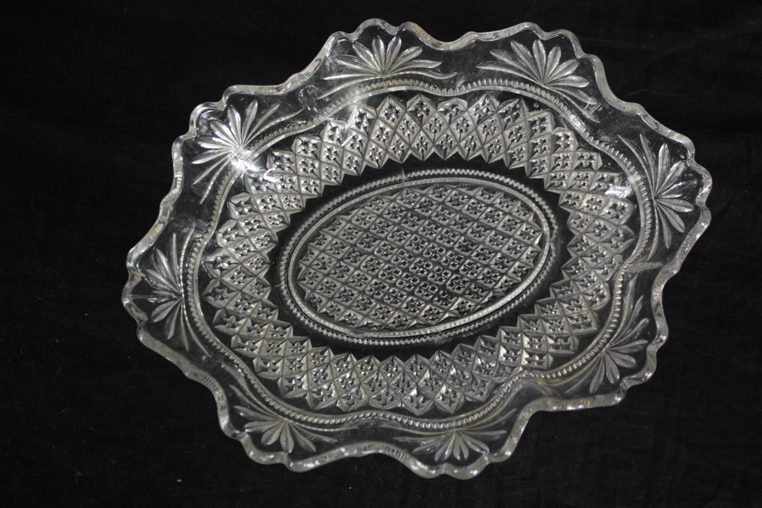 Seven glass bowls with etched decoration. Dia.28cm. (largest) - Image 4 of 6