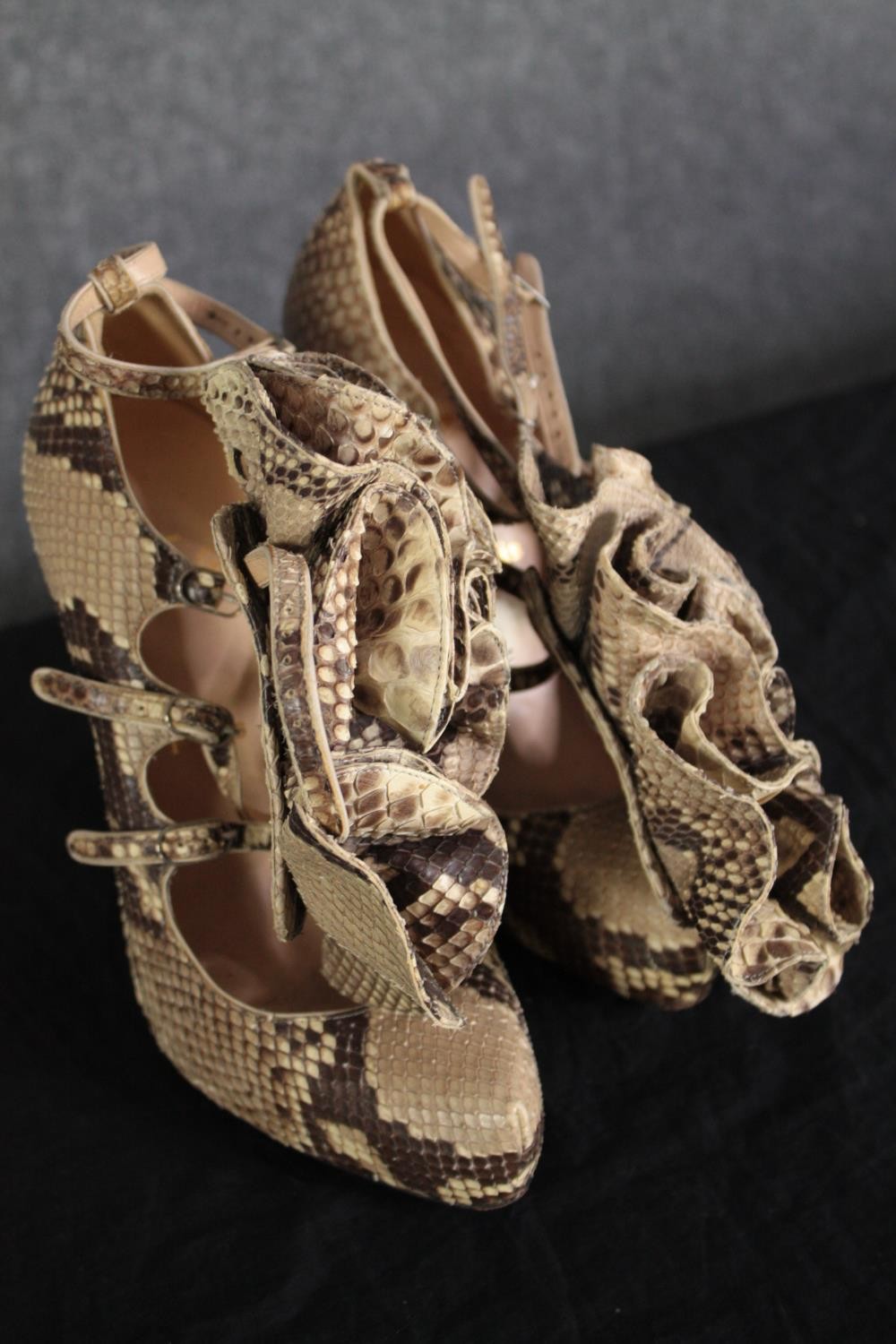 Two pairs of high heeled shoes, one made of python skin with ruffle design. UK size 39. Made by - Image 6 of 10