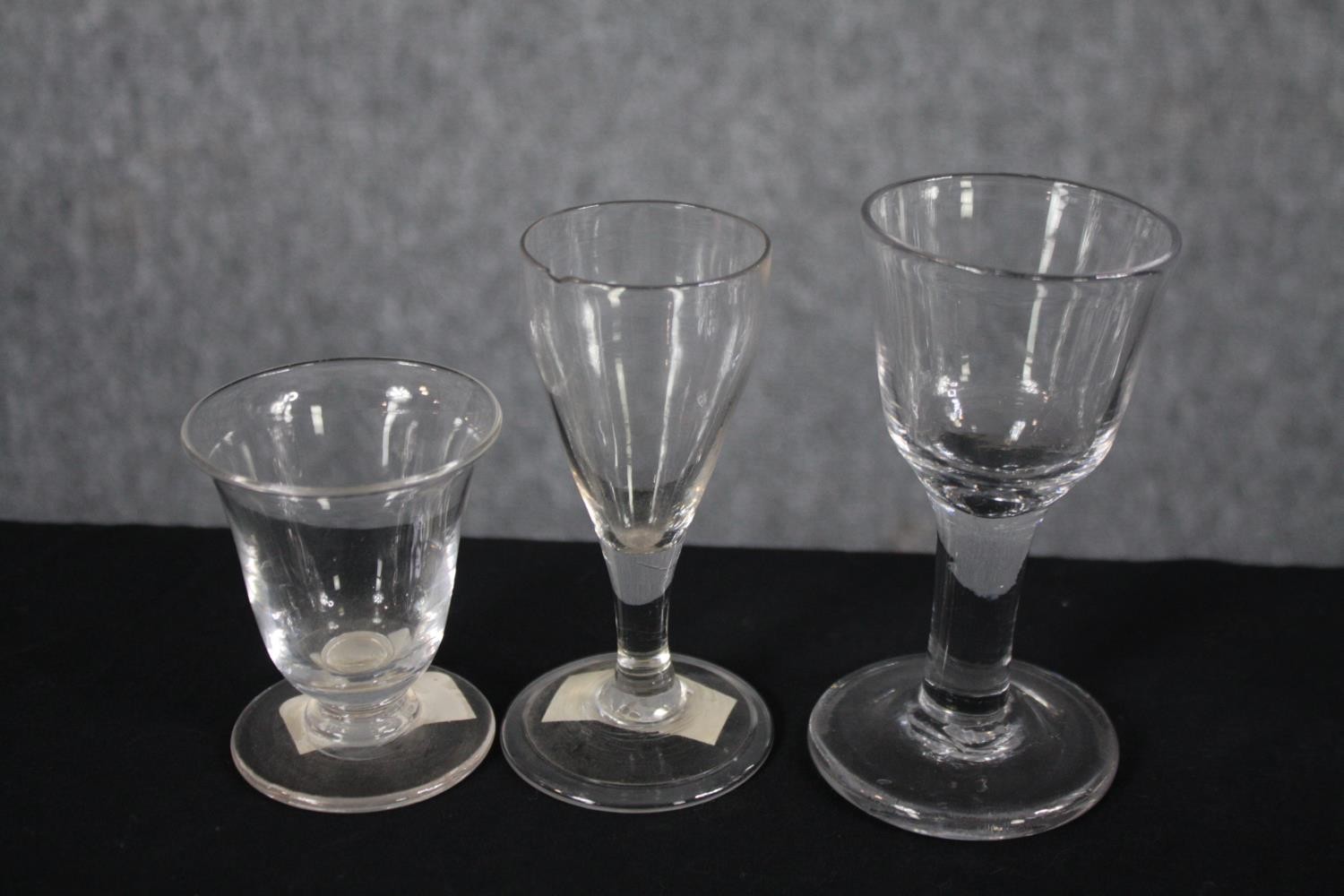 An assortment of glassware including stemmed glasses and five mulled wine glasses. H.18cm. (largest) - Image 2 of 4