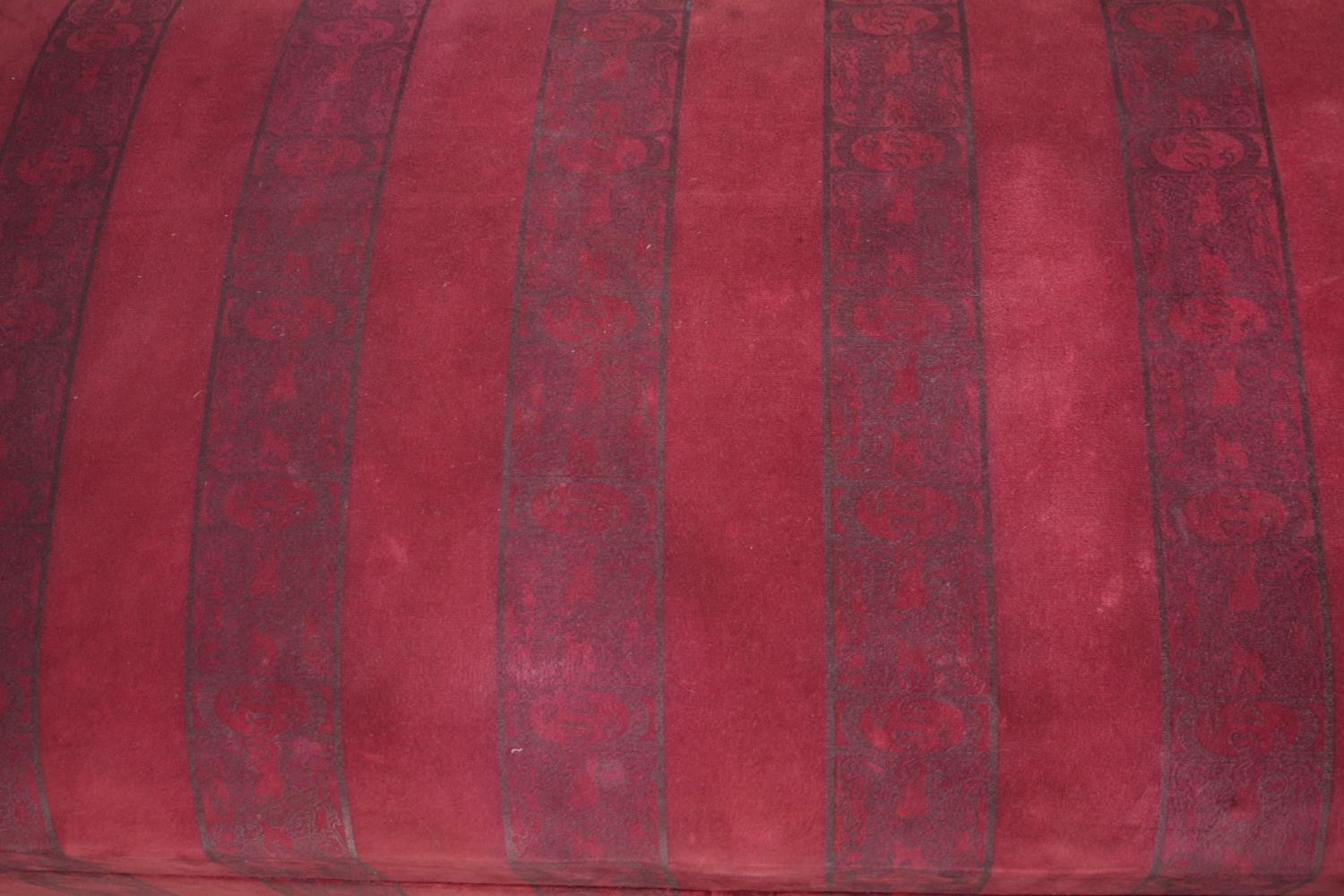 A contemporary upholstered ottoman. H.43 W.120 D.58cm. - Image 4 of 4