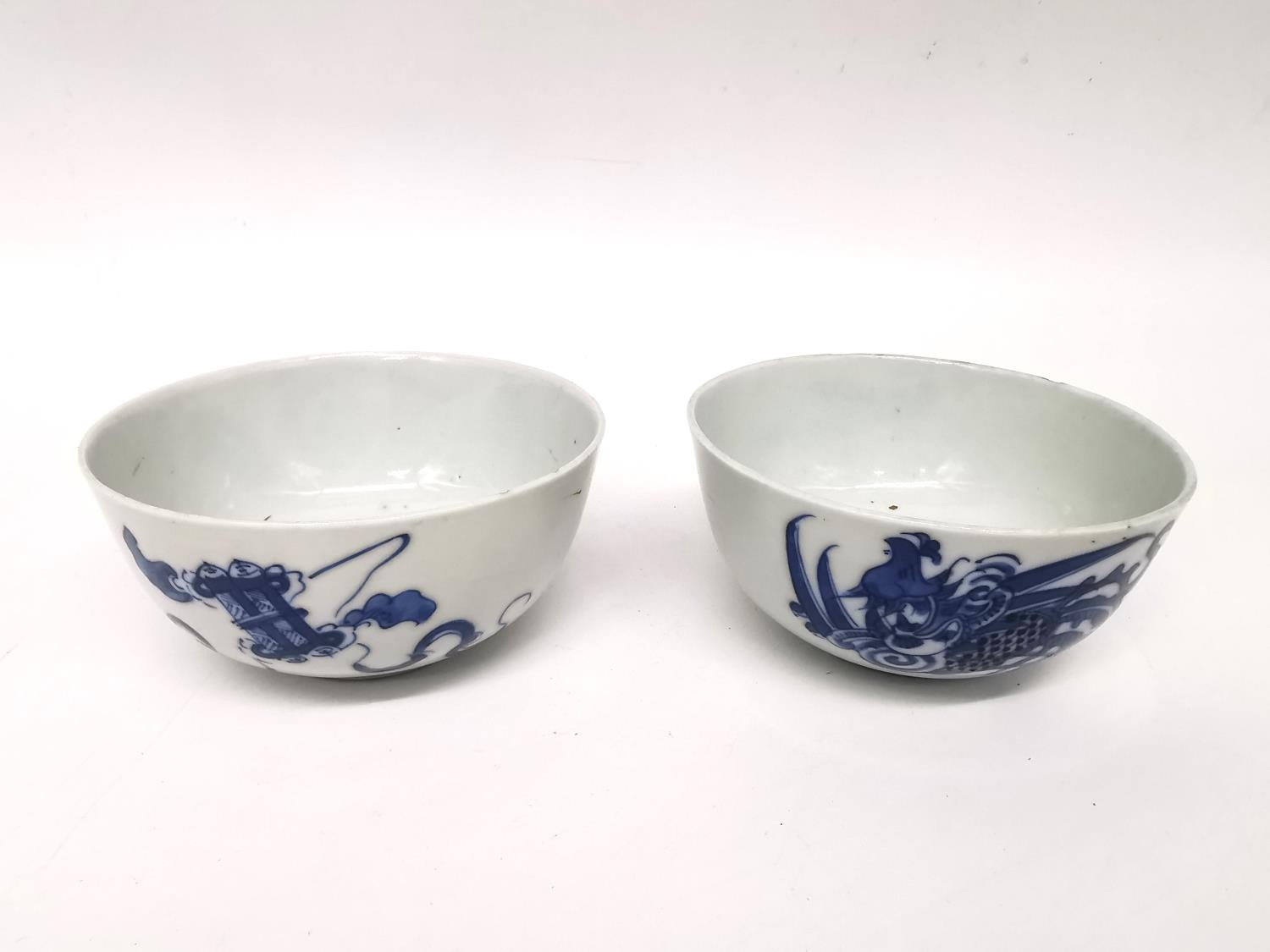 A pair of 18th-19th century Chinese 'Bleu de Hue' small bowls for the Vietnamese market. Each one