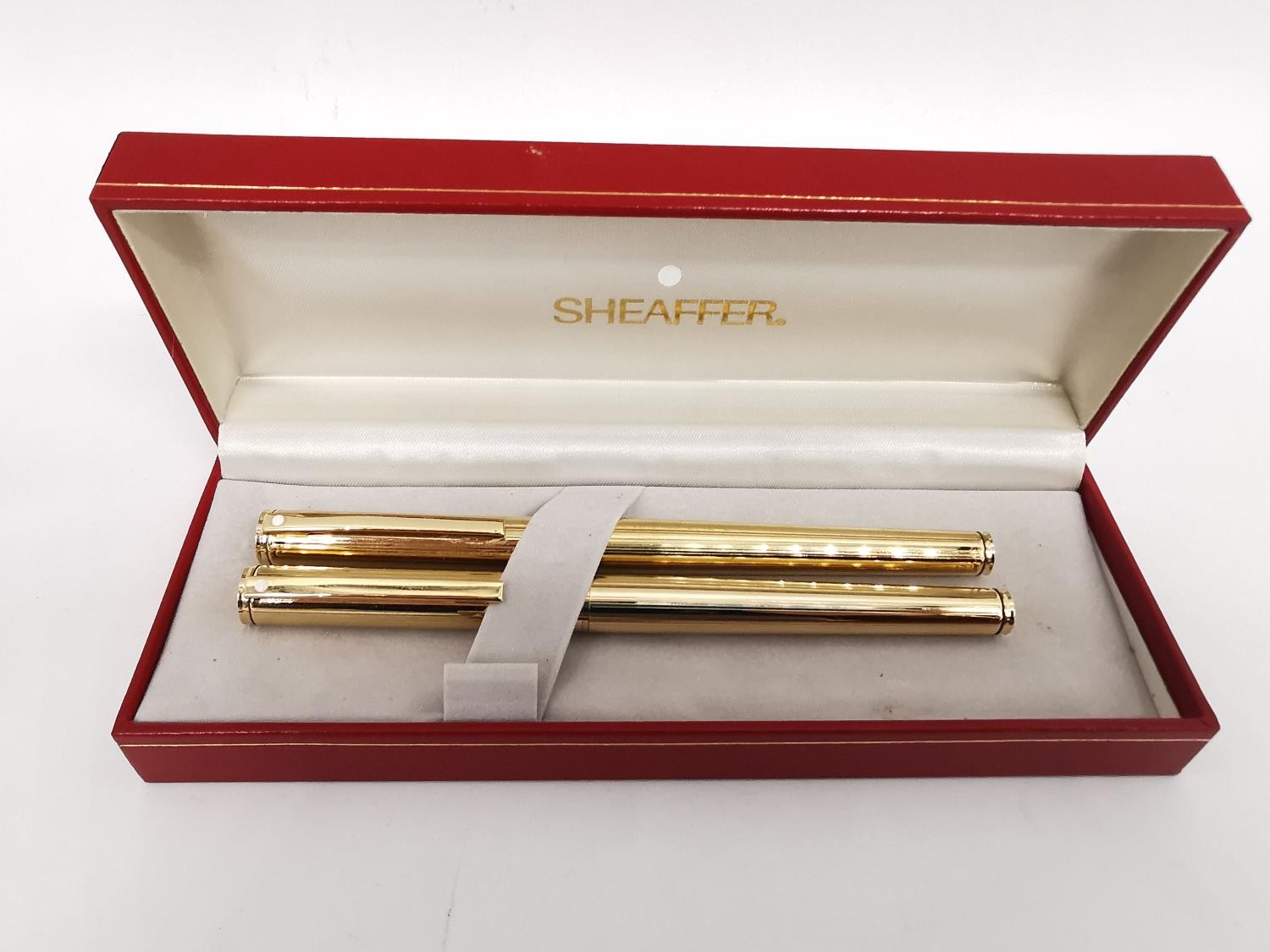 Two cased sets of vintage fountain pens, including a gold plated Schaeffer set with gold plated nibs - Image 2 of 12