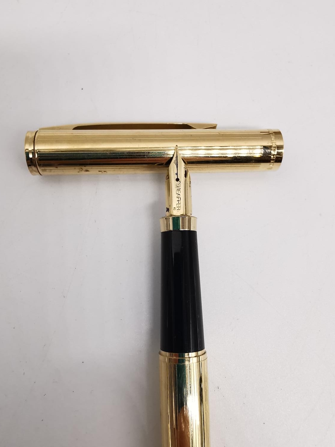 Two cased sets of vintage fountain pens, including a gold plated Schaeffer set with gold plated nibs - Image 6 of 12