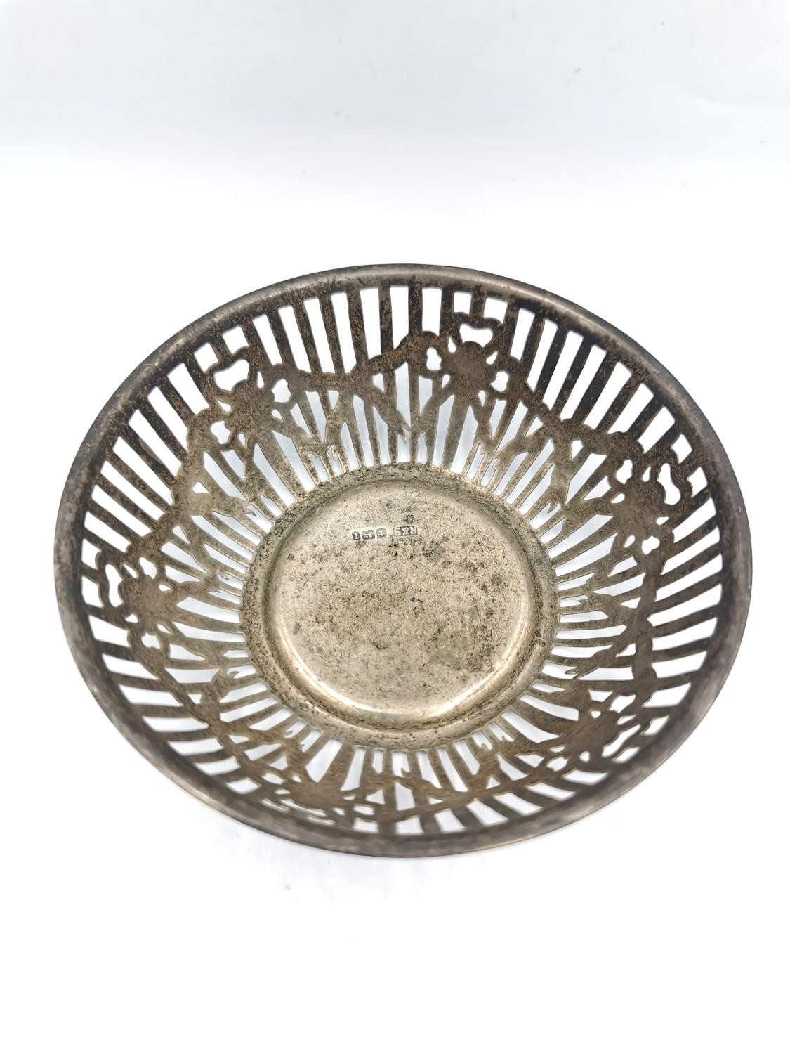 A collection of silver items, including a Victorian pierced bow design bowl by Roberts and Belk, a - Image 2 of 9