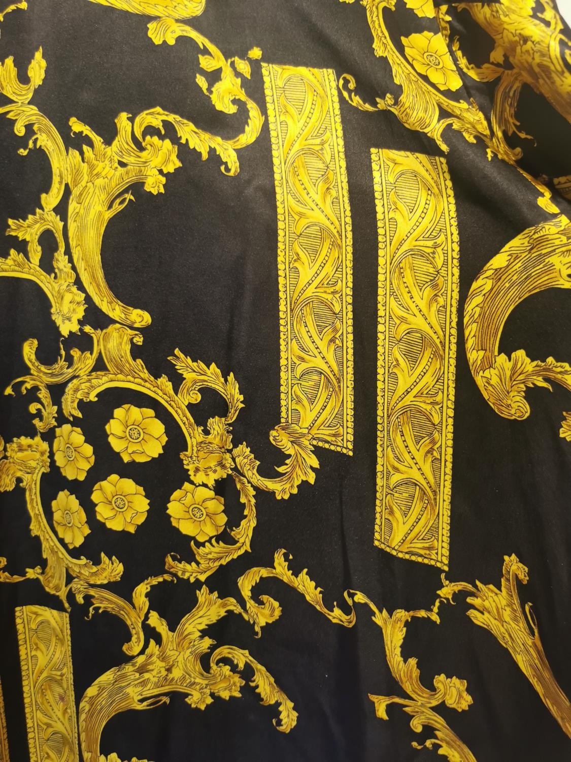 After Versace, a vintage black and gold silk Middle Eastern bespoke made robe with renaissance - Image 6 of 6
