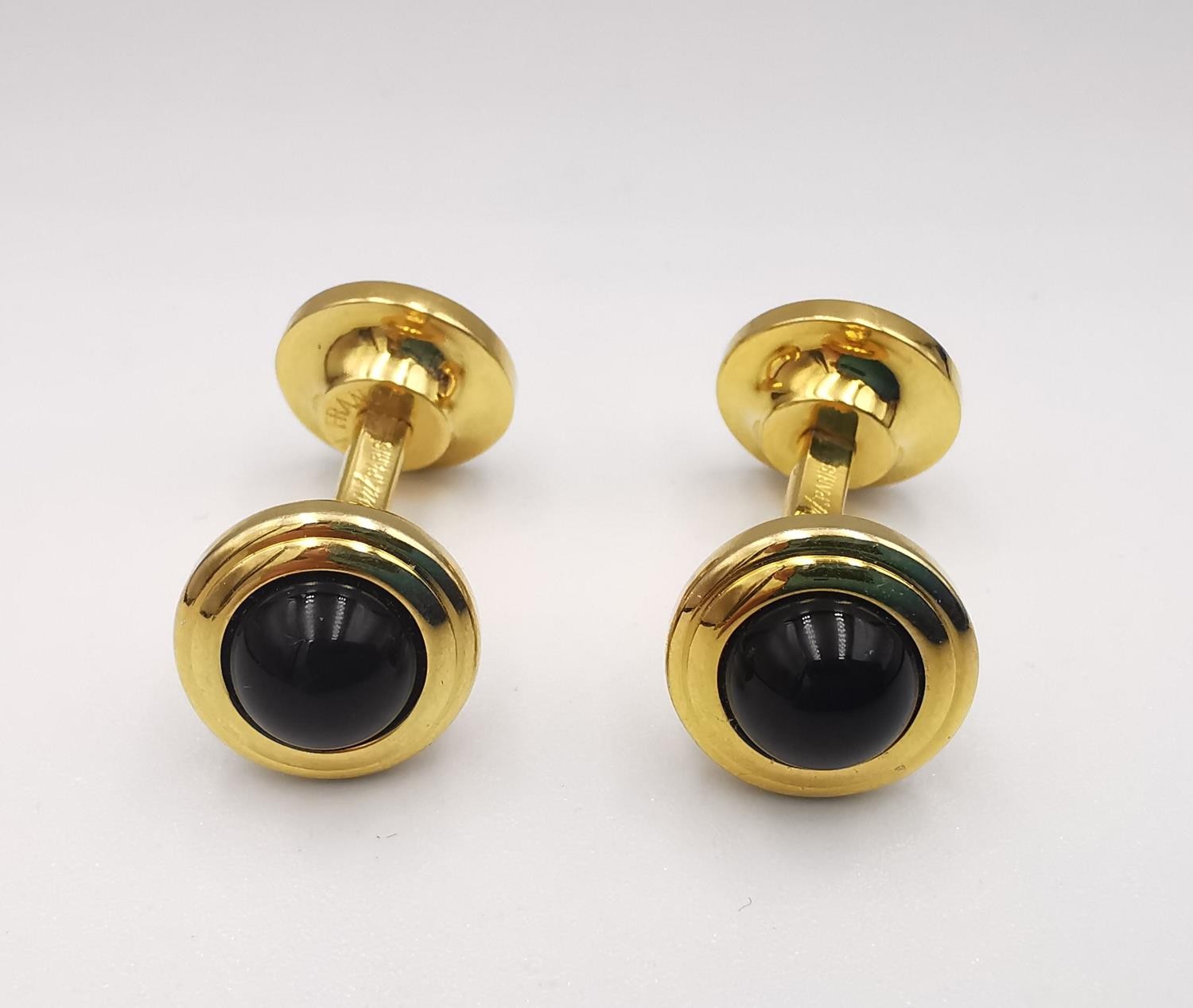 A collection of cufflinks, pins and a silver ring. Includes a pair of S.T. Dupont gold plated onyx - Image 6 of 11