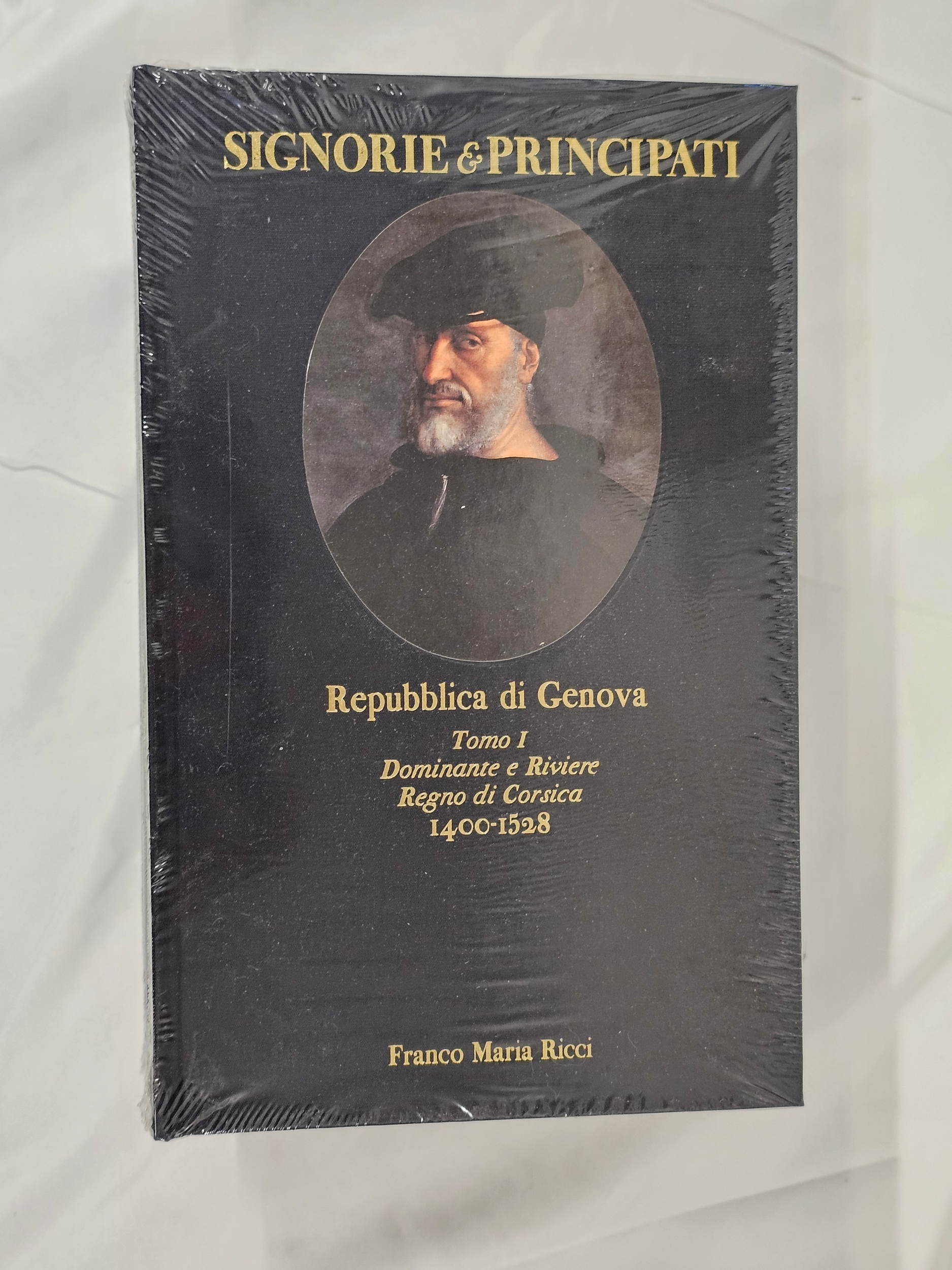 Franco Maria Ricci. A collection of sealed books. Including Signorie e Principati and Ducato Milano. - Image 2 of 3