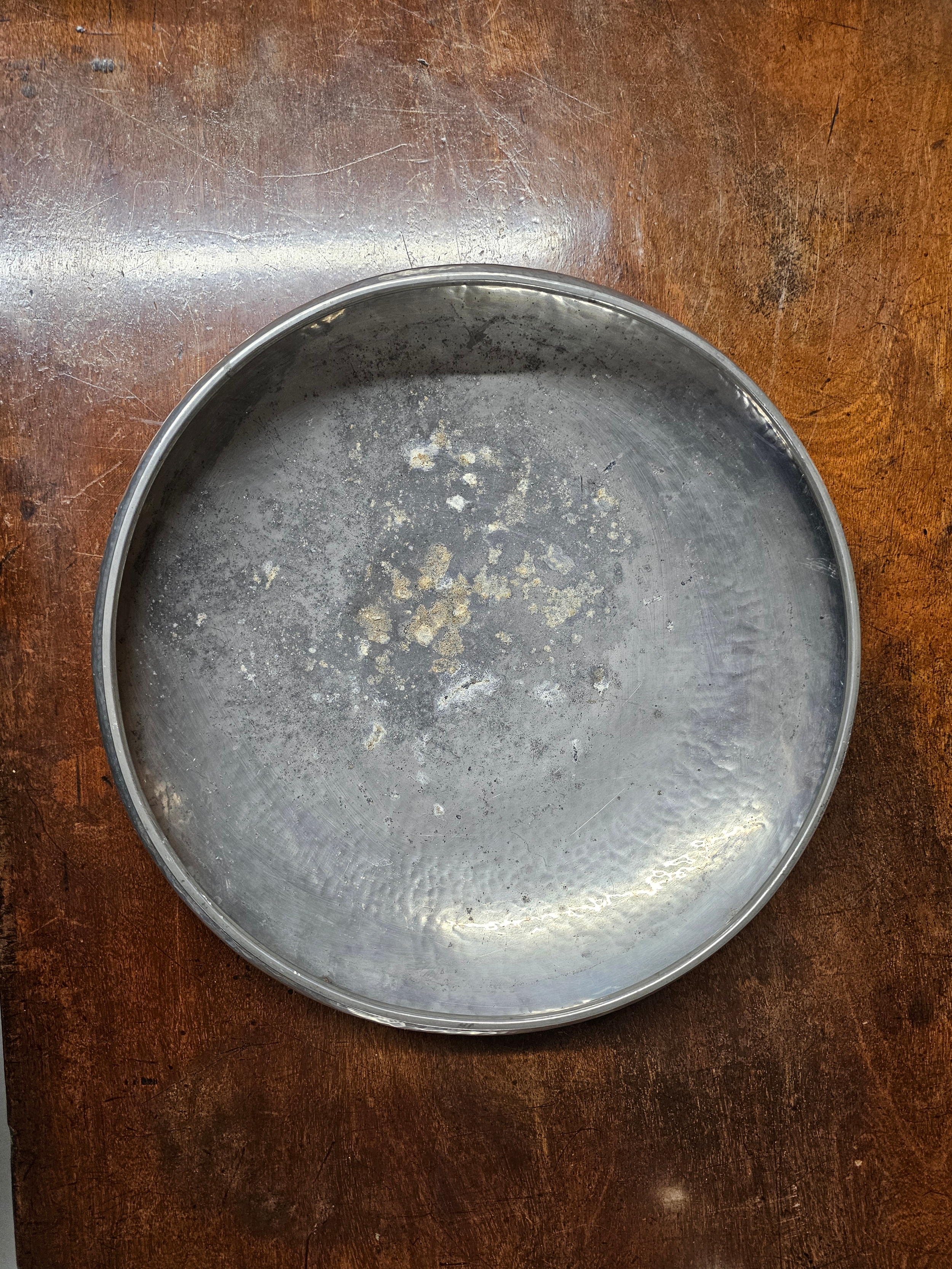 Two items of pewter, the bowl is Tudric for Liberty & Co. Bowl has 28cm circumference. - Image 2 of 6