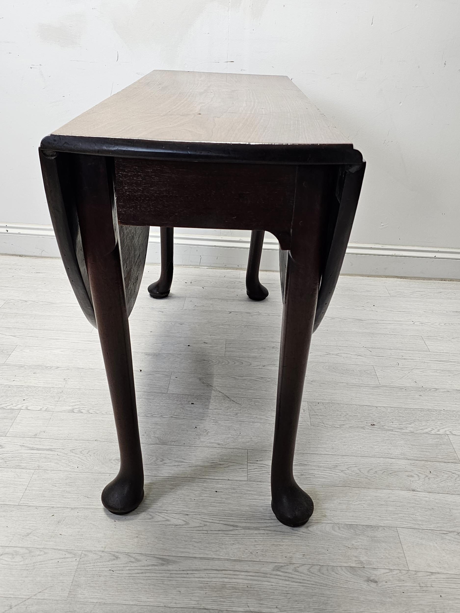 Dining table, Georgian red walnut with drop leaf gateleg action. H.76 W.132 D.116cm. - Image 6 of 6