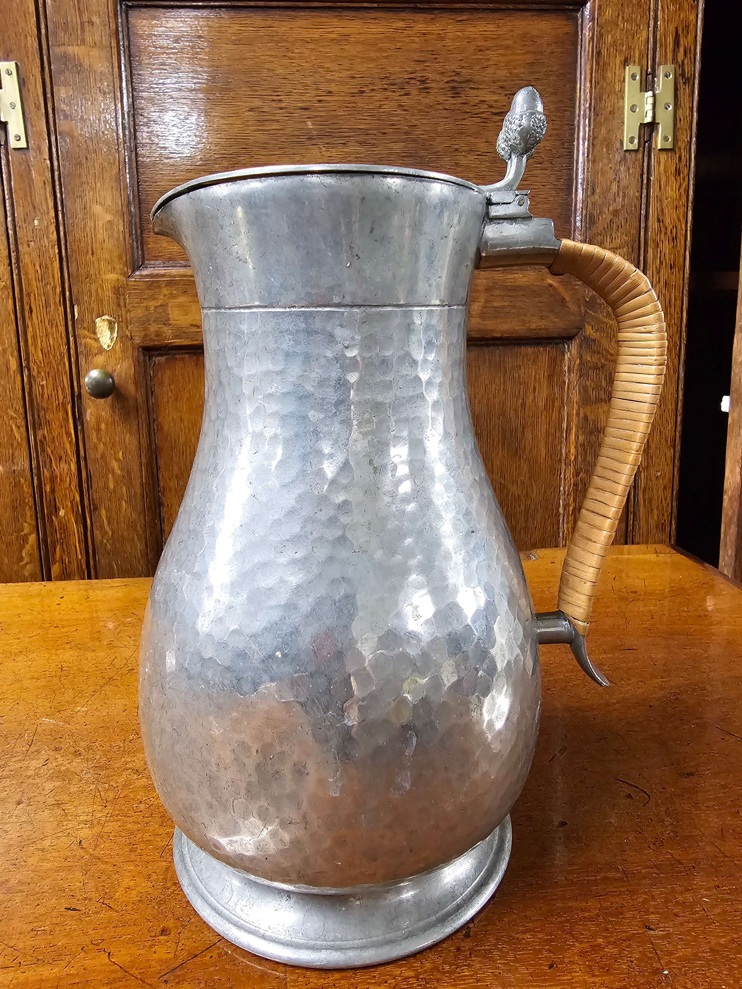 Two items of pewter, the bowl is Tudric for Liberty & Co. Bowl has 28cm circumference. - Image 3 of 6