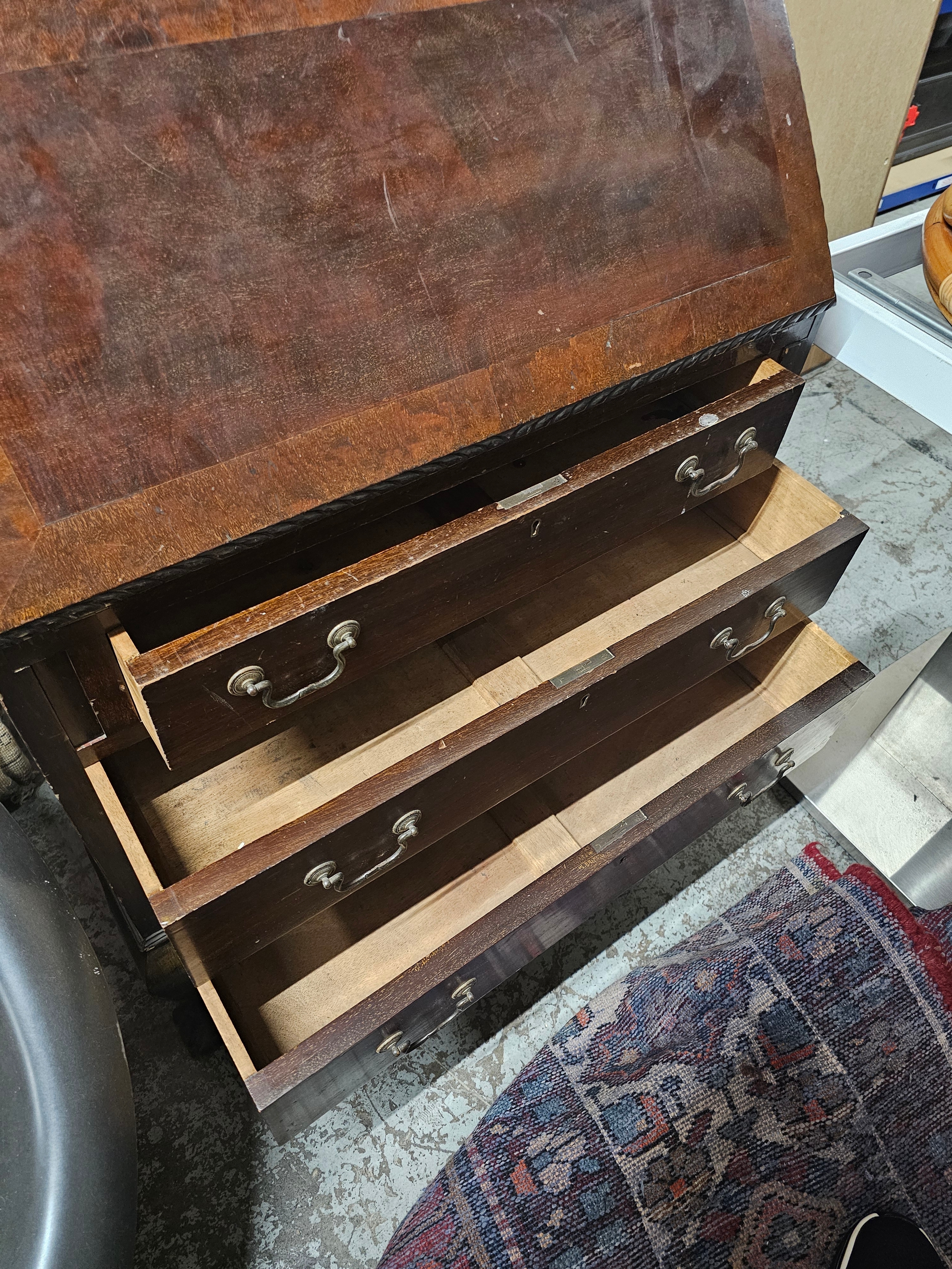 Bureau, Georgian style mahogany. H.103 W.76 D.45cm. - Image 3 of 5