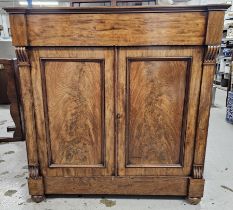 Linen press cabinet, early 19th century mahogany with frieze drawer and fitted interior. H.130 W.