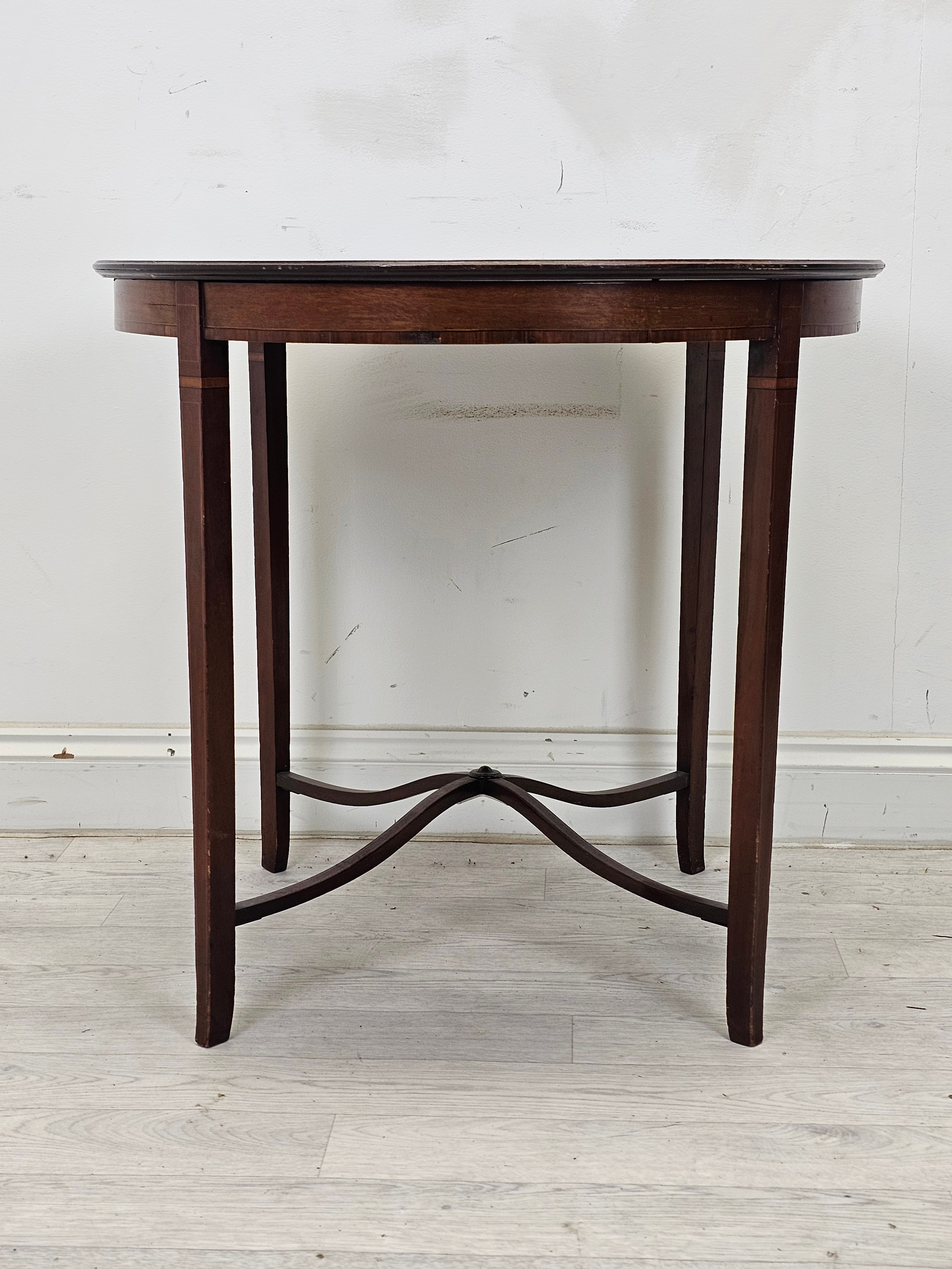 Occasional table, Edwardian mahogany and satinwood crossbanded. H.66 Diameter 64cm. - Image 2 of 4