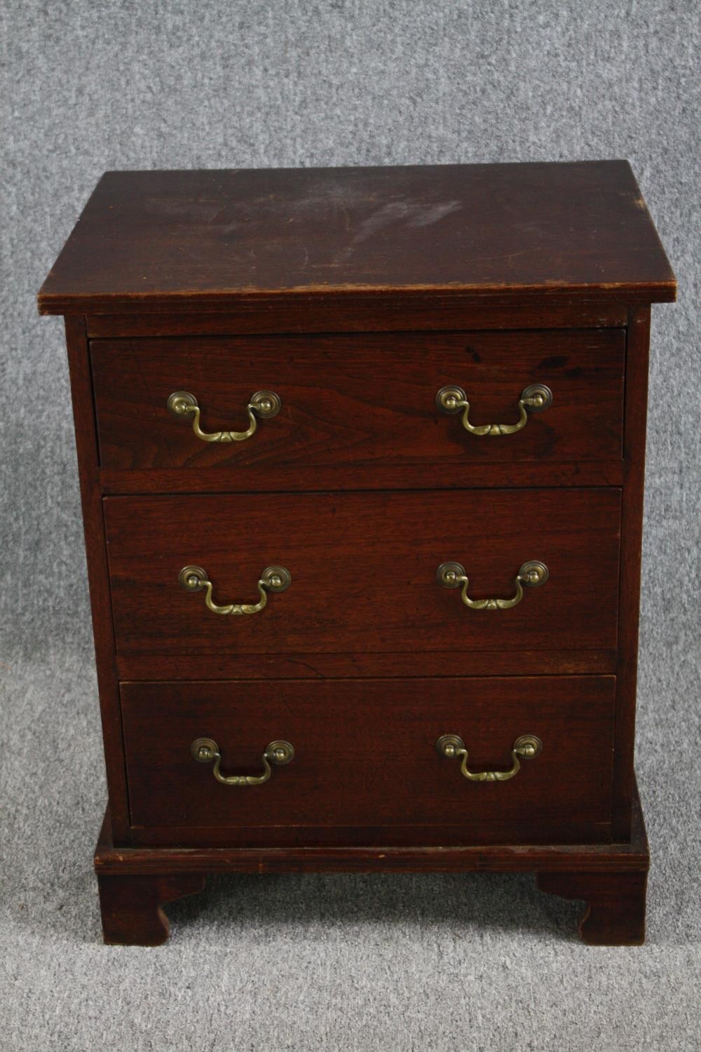 Chest of drawers, Georgian style teak. H.74 W.59 D.45cm.