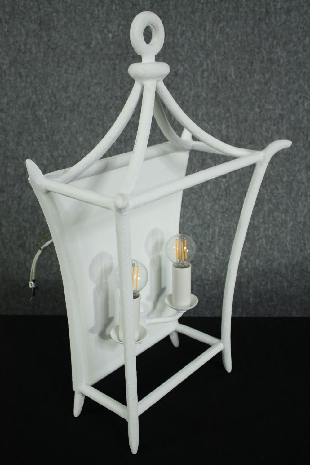 Newport Home Interiors Aria wall lantern in plaster white. H.57cm. - Image 2 of 4