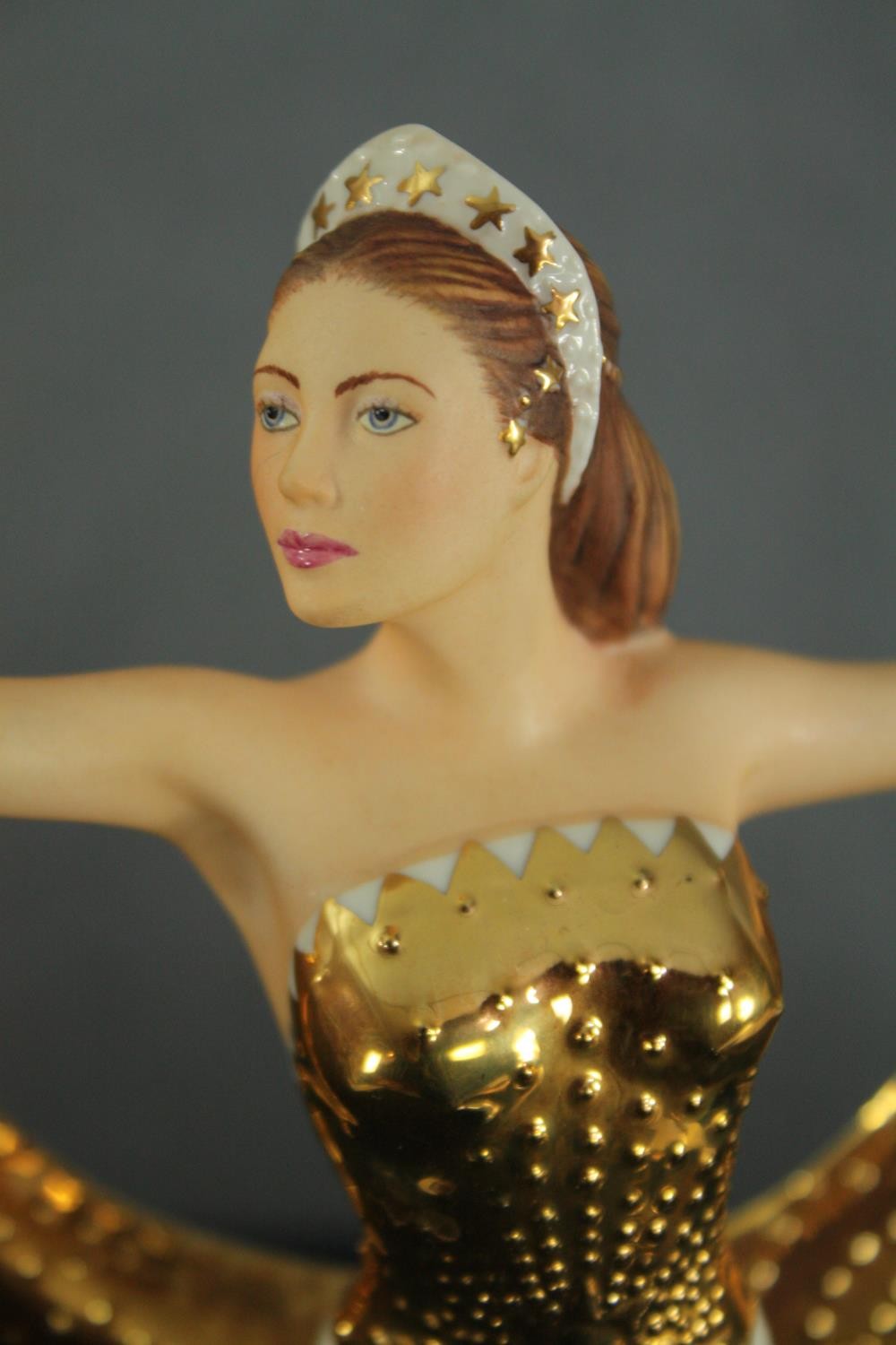 Erte. Franklin Mint. Sunrise in Gold. Figurine. H.28cm. - Image 5 of 5