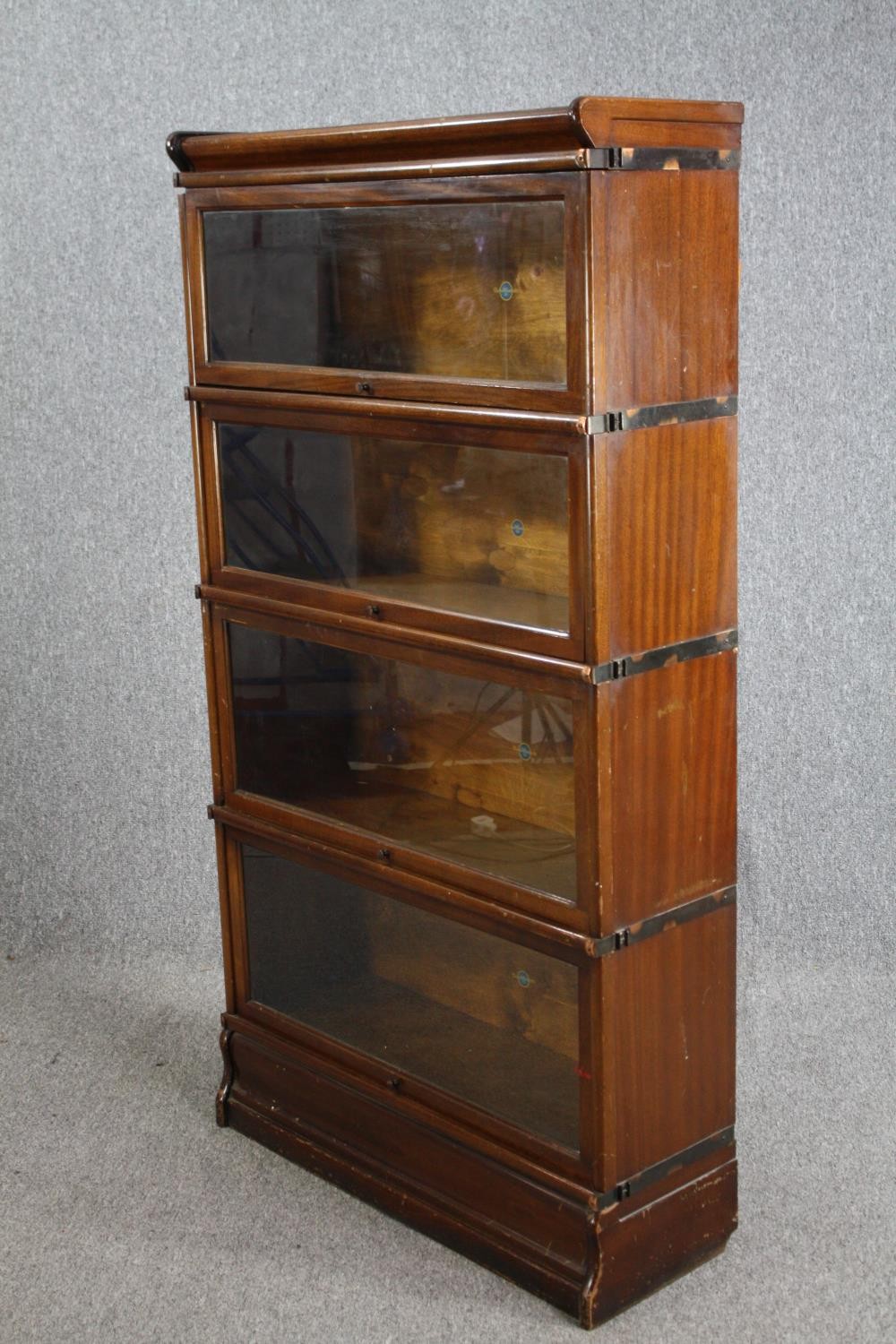 Bookcase, C.1900 mahogany Globe Wernicke in four sections. H.161 W.37 D.32cm. - Image 3 of 9