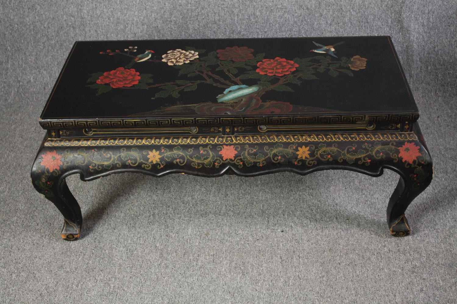 Coffee table, vintage lacquered Chinese with allover hand painted decoration. H.42 W.106 D.55cm.