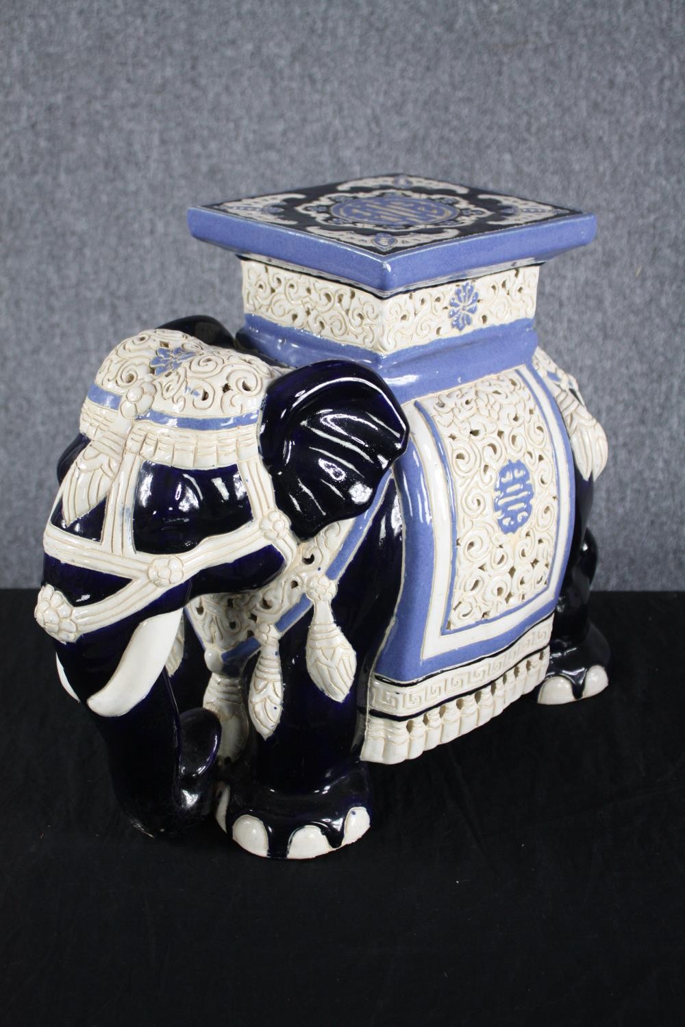 A Royal Dux porcelain parrot and a modern oriental style ceramic elephant. Hand painted and well - Image 7 of 8