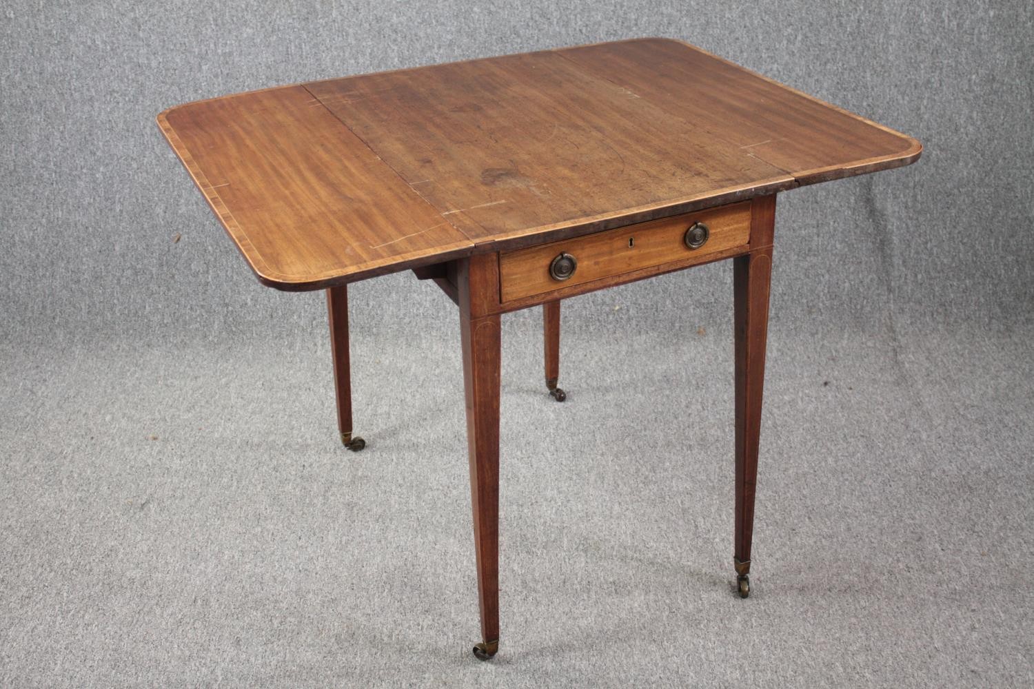 Pembroke table, late Georgian mahogany and satinwood crossbanded. H.72 W.98 D.75cm. (ext) - Image 6 of 7