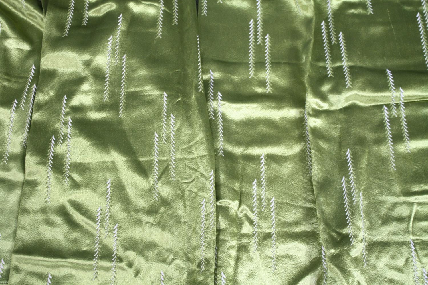 Five green silk velvet lined curtains. L.123 W.47cm. (largest) - Image 2 of 6