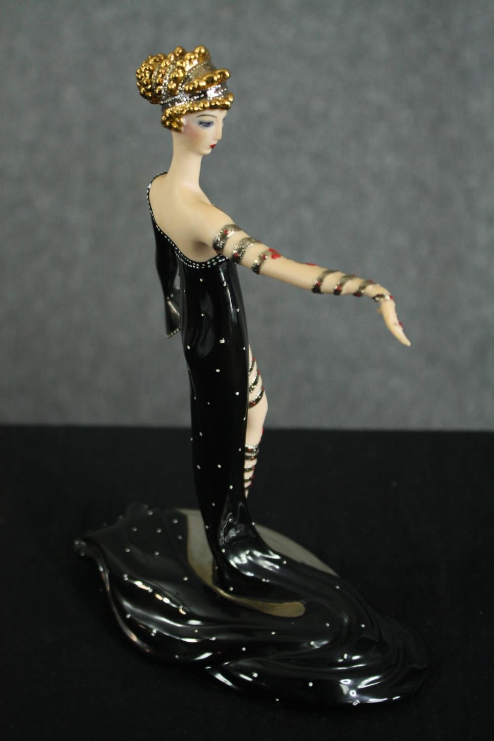 Franklin Mint. Porcelain figurine. Erte. Pearls and Rubies. H.26cm. - Image 3 of 5
