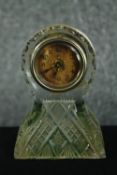 J.D. Bergen cut glass mantle clock. Made in the USA Circa 1900. H.14cm.