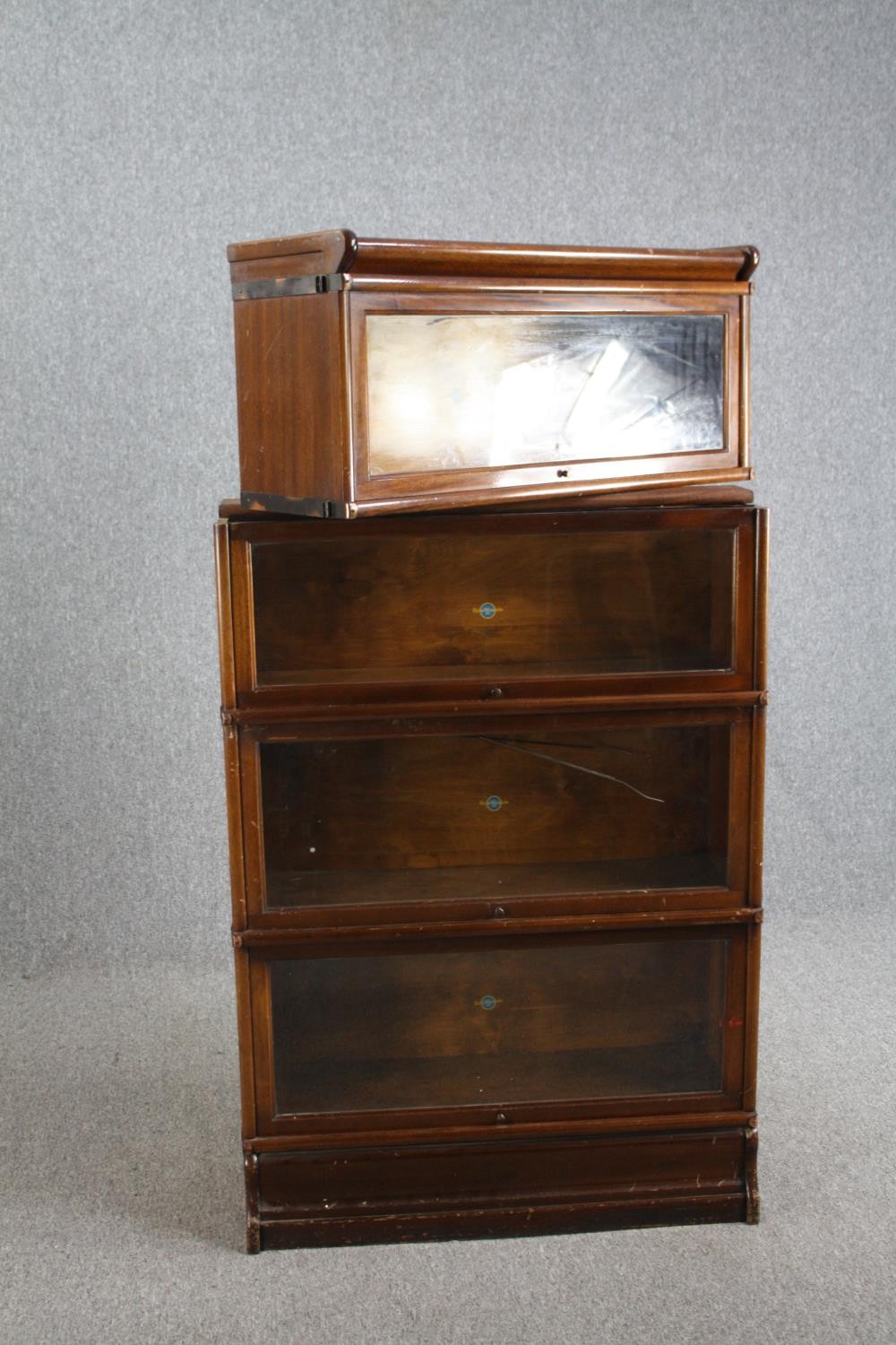 Bookcase, C.1900 mahogany Globe Wernicke in four sections. H.161 W.37 D.32cm. - Image 9 of 9