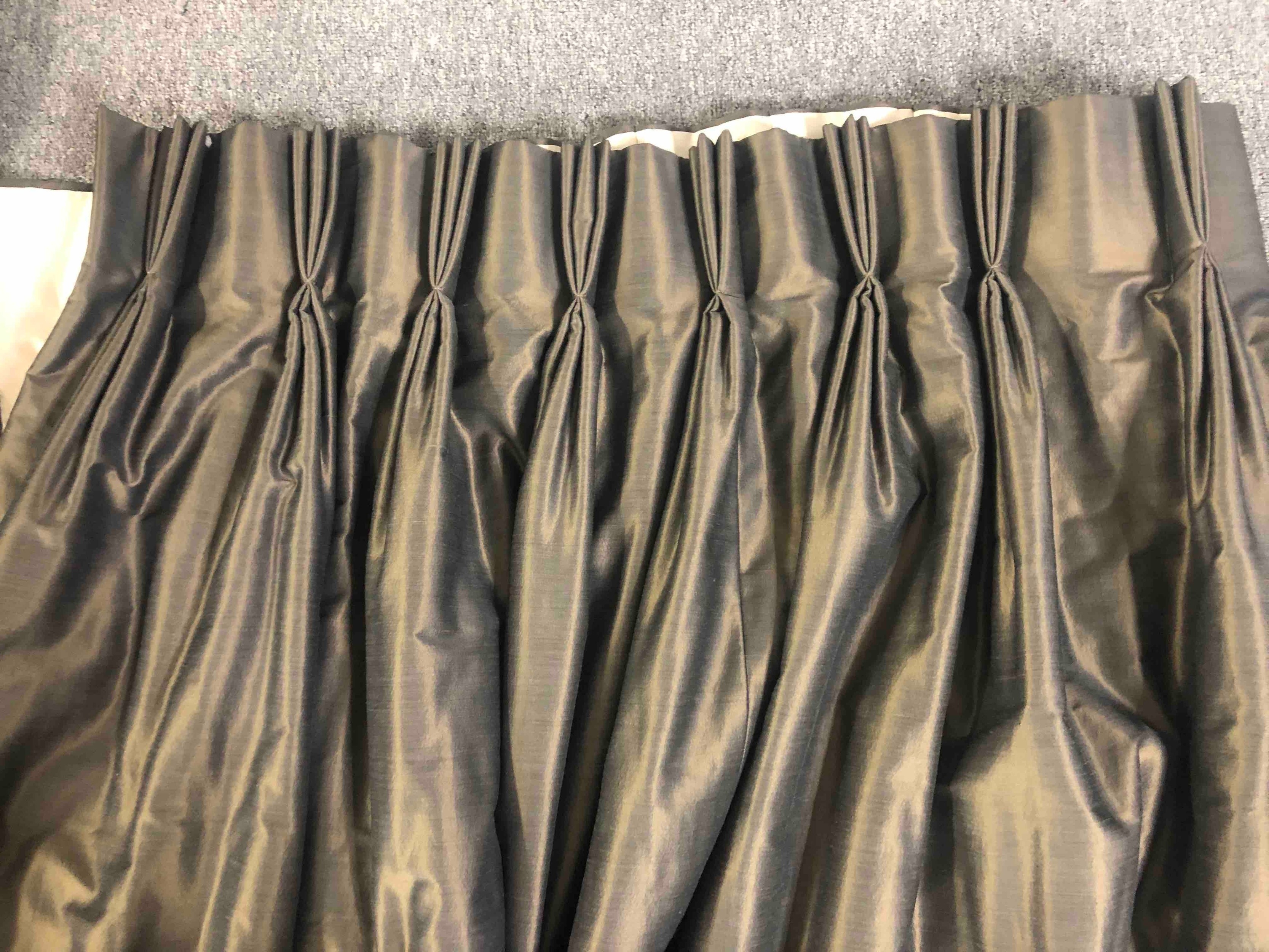 A pair of shot silk gold fully lined curtains with black silk velvet borders to the bottom. L.210 - Image 2 of 6