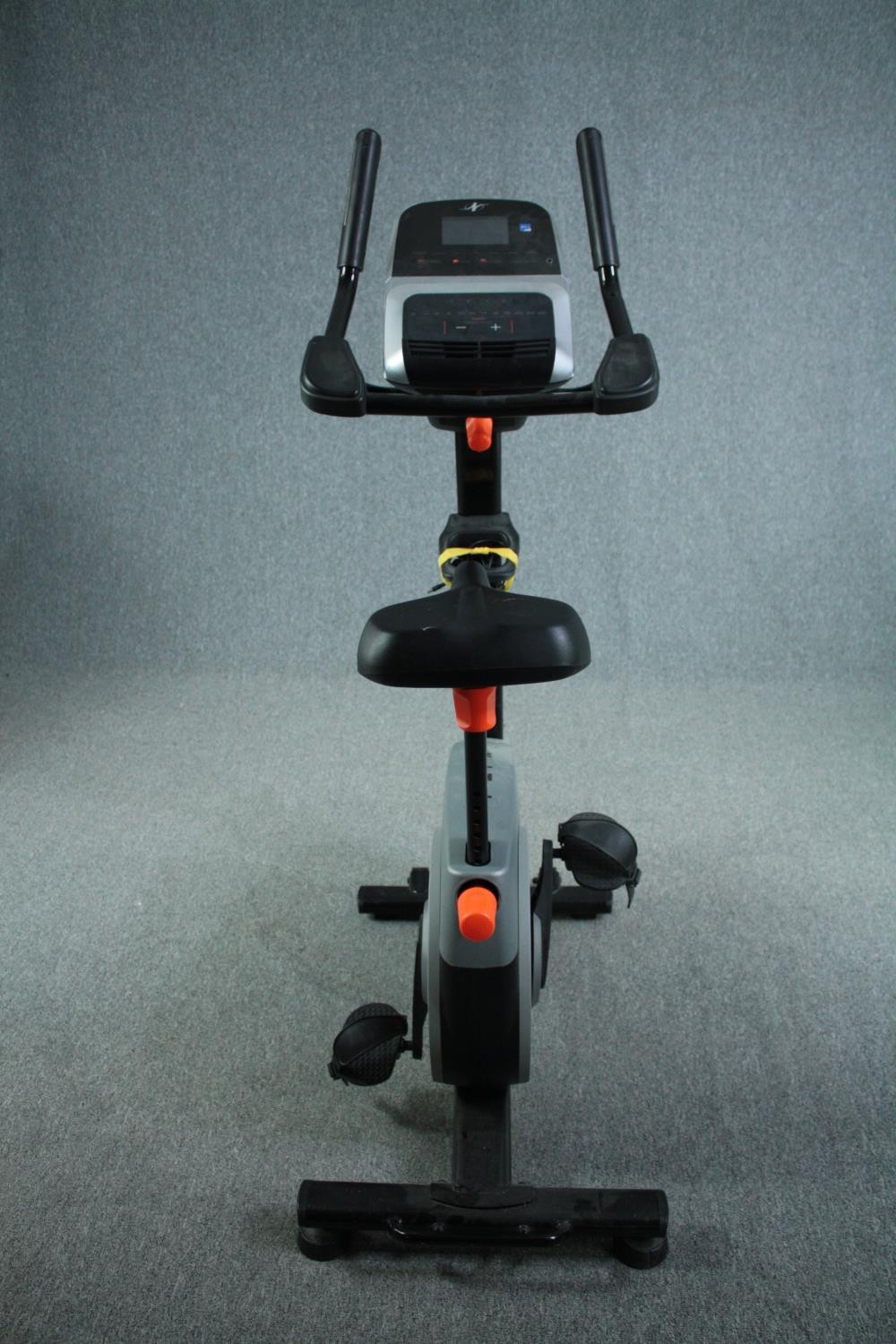 A contemporary NordicTrack exercise bike. H.160 W.110 D.31cm. - Image 4 of 7