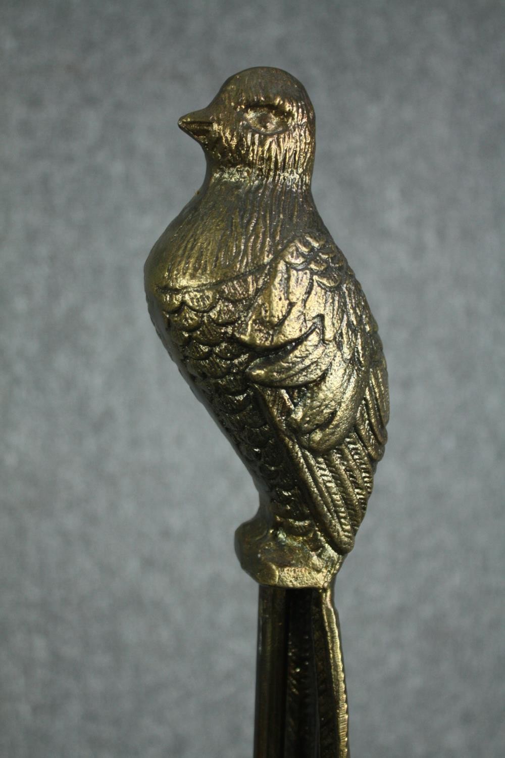 A pair of metal birds in a painted brass finish on their perches. H.84cm. (each) - Image 4 of 4