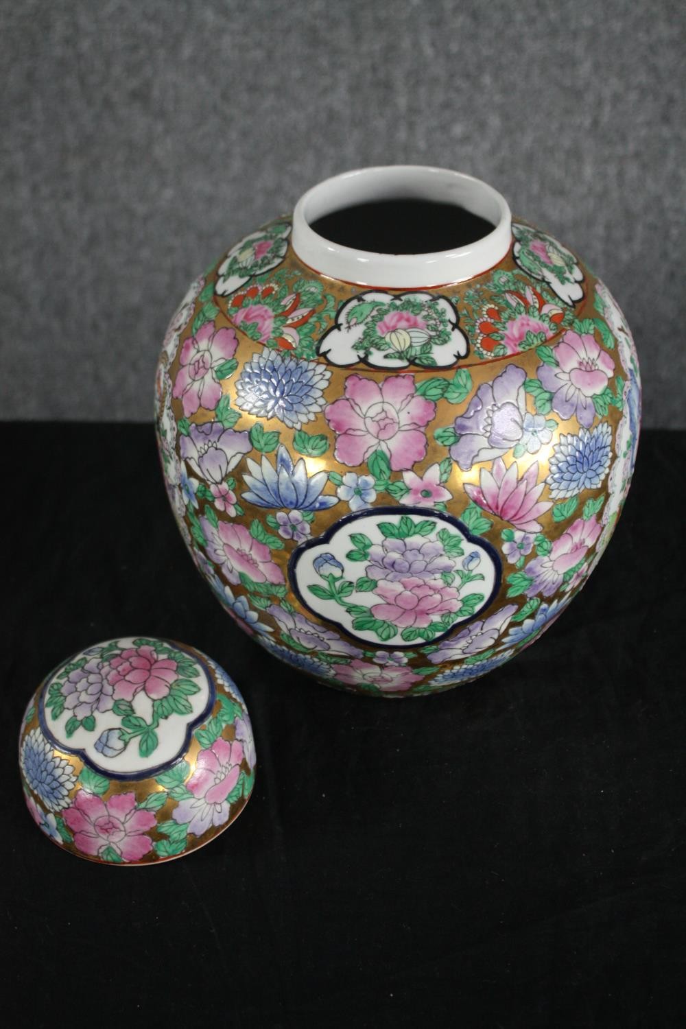 Two twentieth century Japanese Imari bowls and a lidded jar. Dia.31cm. (largest) - Image 8 of 9