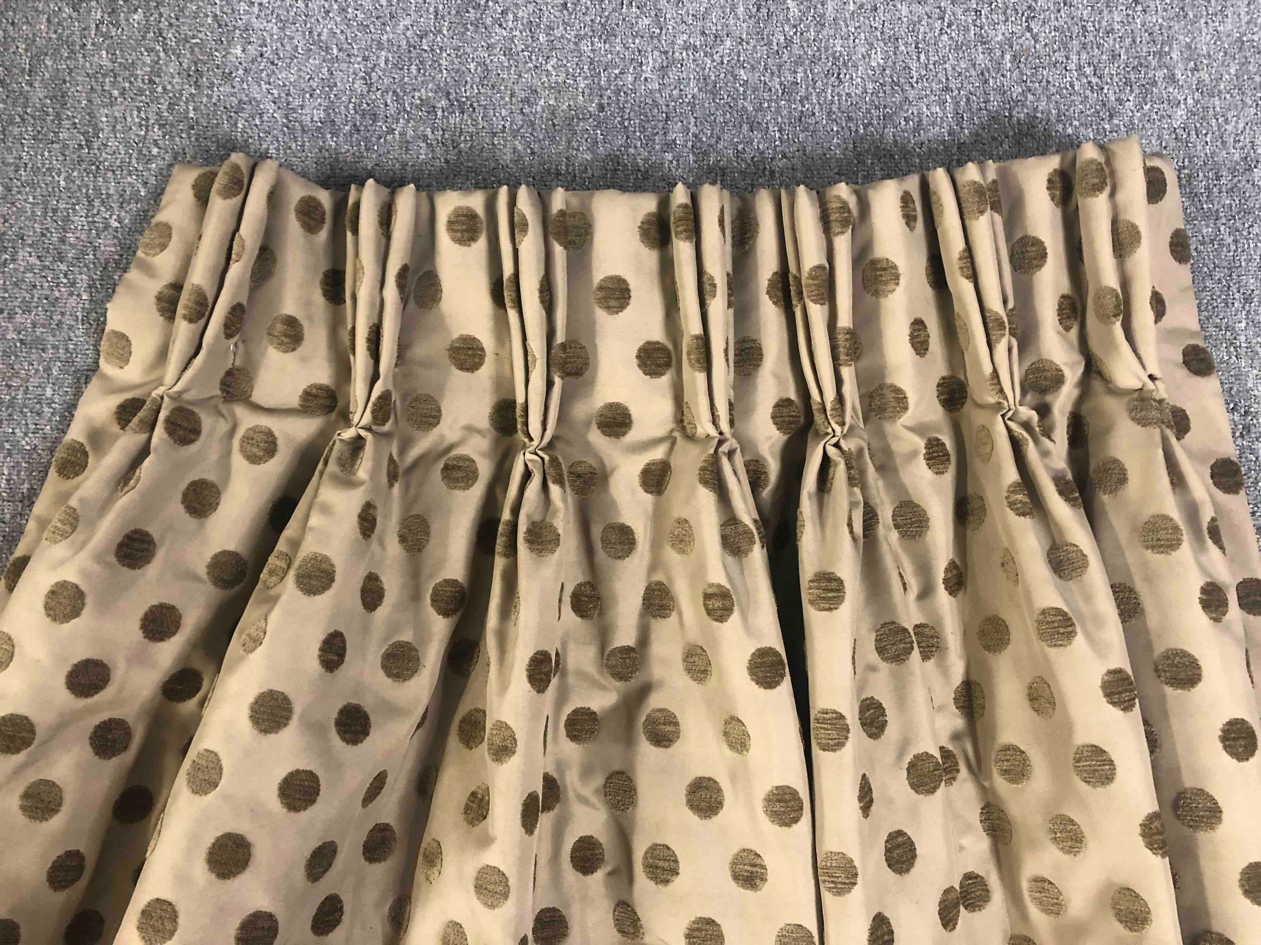 A pair of gold silk mix fully lined curtains with brown velvet spotted design. L.224 W.(top) 75 ( - Image 3 of 7