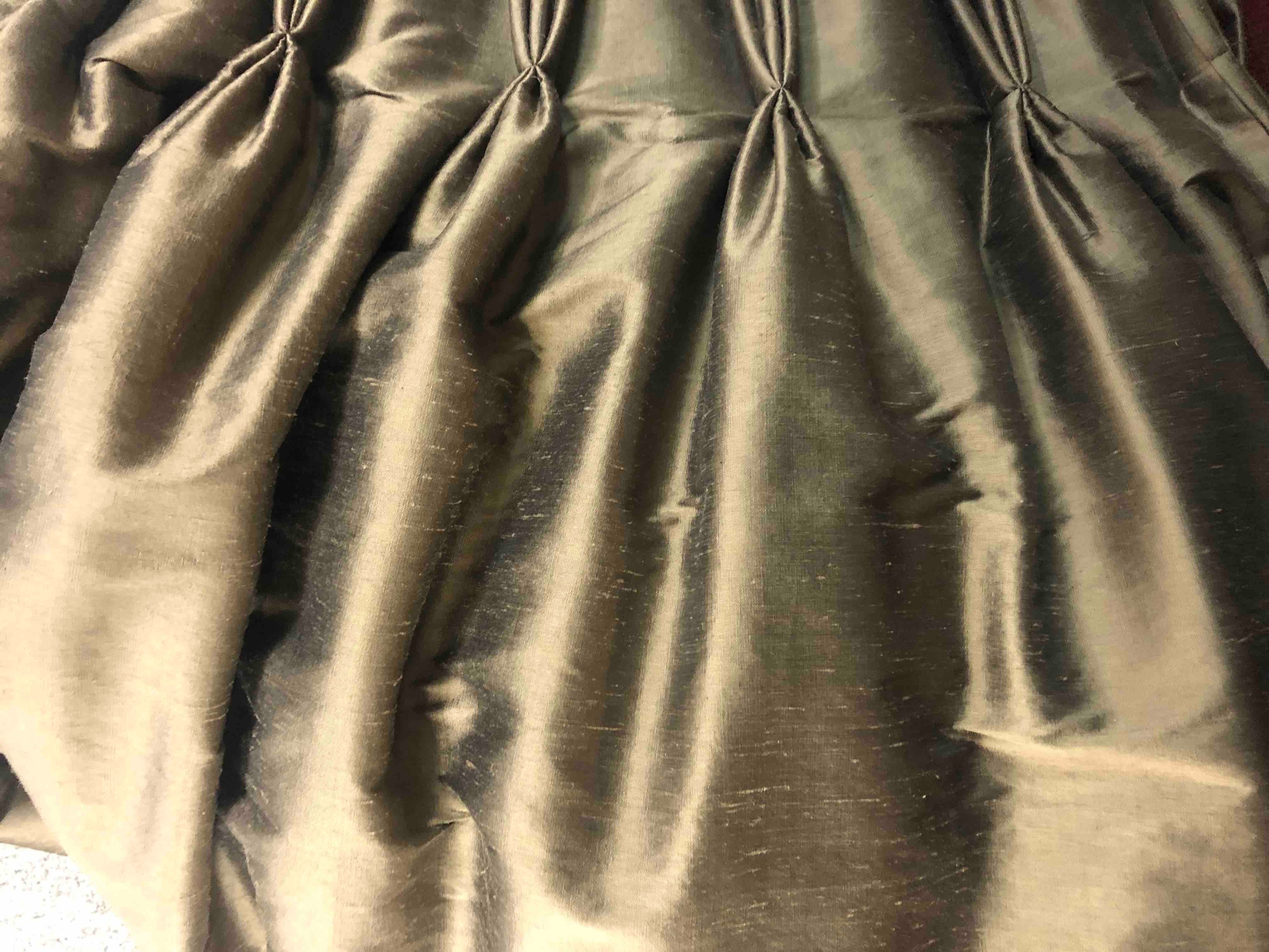 A pair of shot silk gold and bronze fully lined curtains. L.205 W.(top) 300 (bottom) 680cm. - Image 7 of 7