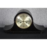 Mantle clock. Early 20th century. H.25 W.49cm.