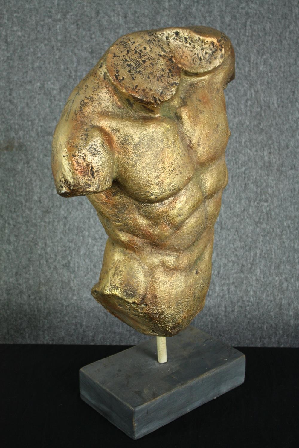 A modern fibreglass classical torso in a gold finish. H.67cm. - Image 3 of 4