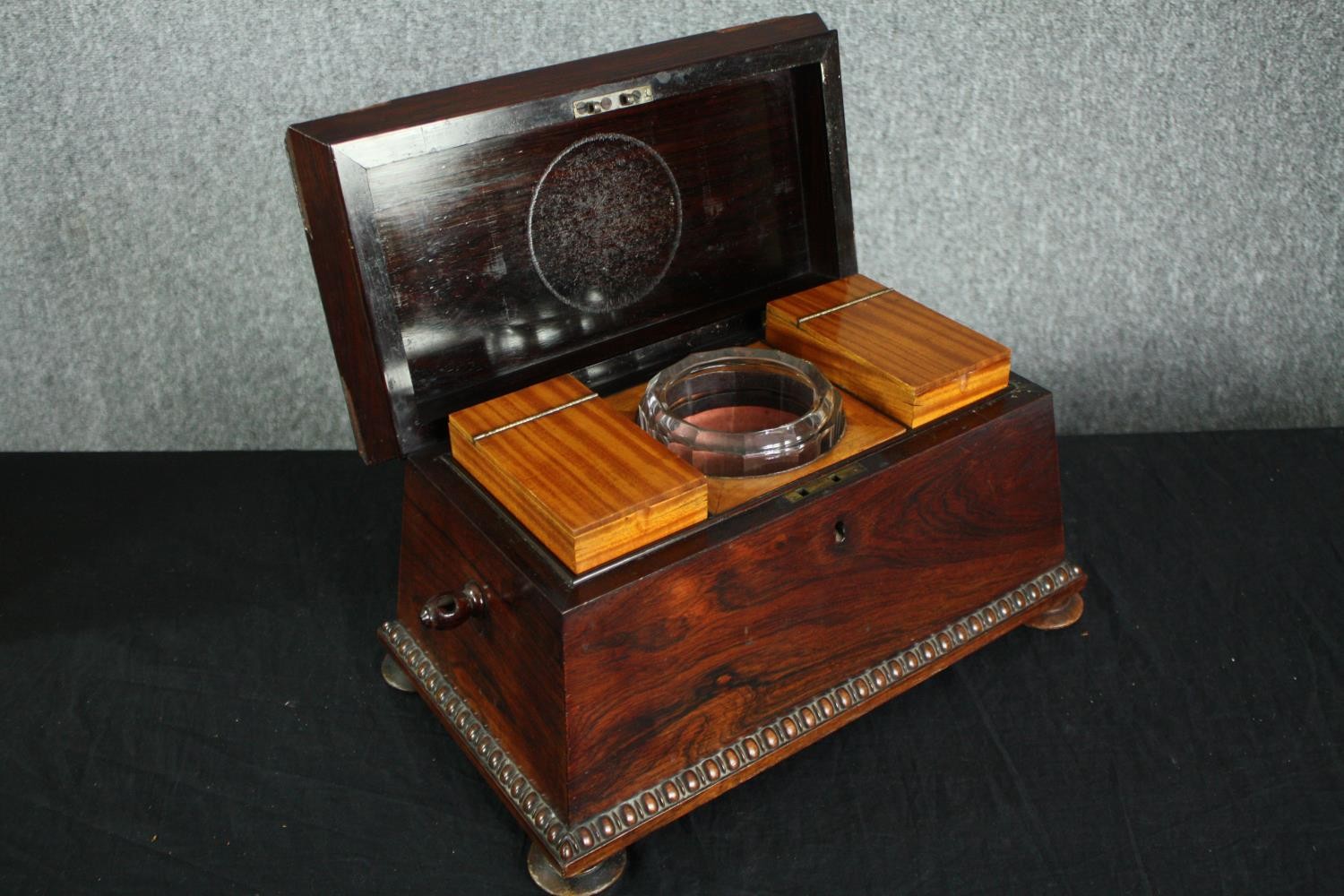 Tea caddy, Regency mahogany with satinwood fitted interior and original mixing bowl. H.21 W.39 D. - Image 4 of 6