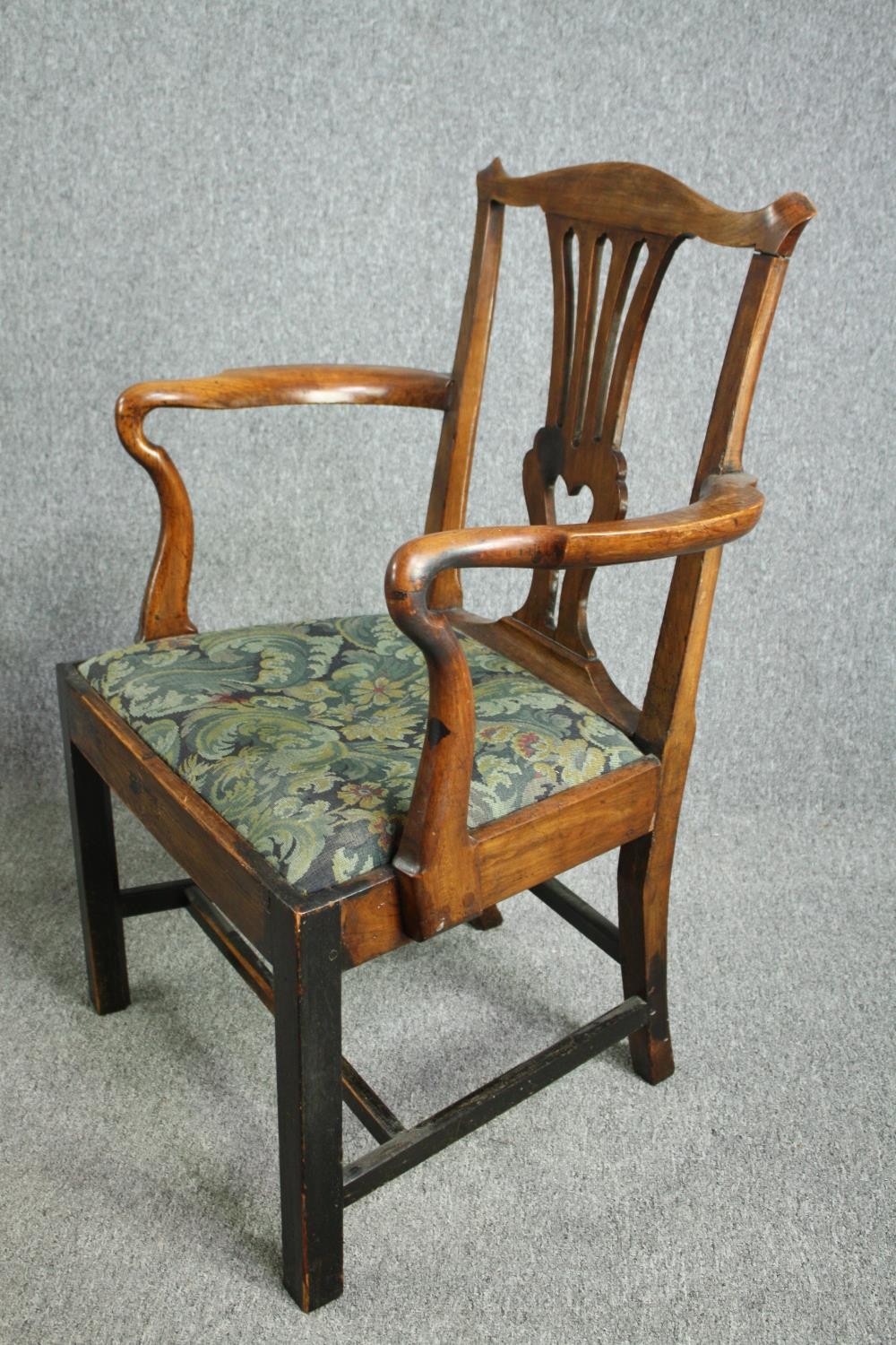 Carver armchairs, a near pair, Georgian oak and elm. - Image 6 of 9