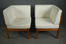 A pair of late 20th century modular corner chairs, together make a settee. With extra covers. H.96