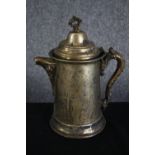 A silver plates tankard with etched floral decoration. H.32cm.