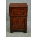 Pedestal cabinet, early 19th century flame mahogany. H.87 W.54 D.47cm.