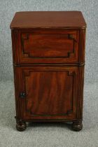 Pedestal cabinet, early 19th century flame mahogany. H.87 W.54 D.47cm.