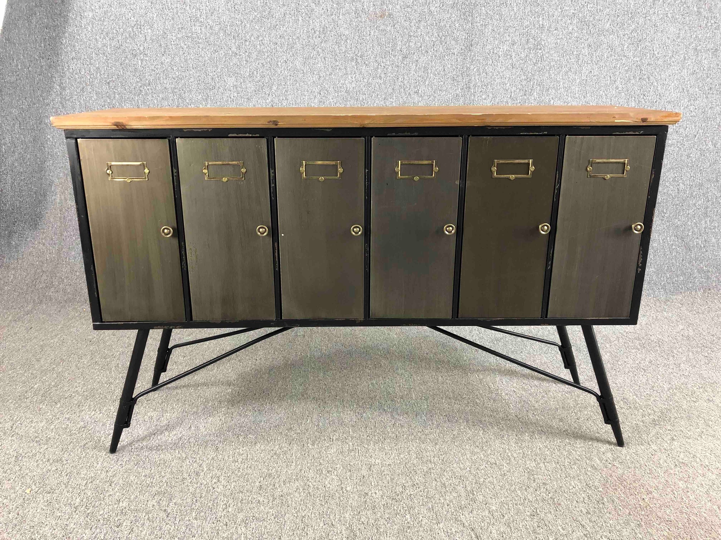 Sideboard, retro locker style. H.81 W.128 D.34cm.