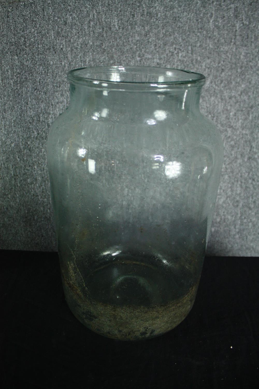 A collection of fourteen large glass pickling jars. Probably early twentieth century but maybe - Image 4 of 5